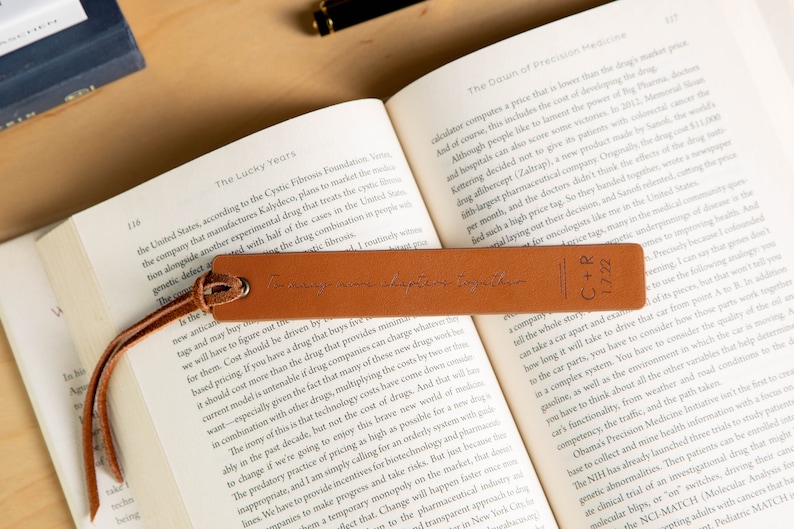 Engraved Leather Bookmark, Leather Anniversary Gift, Book Lover Gift for Him Her, Unique & Thoughtful Mother's Day Gift with Custom Words image 4