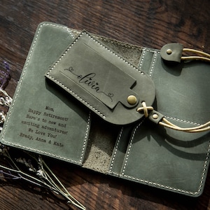 Engraved Leather Passport Holder & Luggage Tag Set - Anniversary Wedding Honeymoon Gift, Gift for Mom Wife Husband Dad, Suitcase Bag Tag