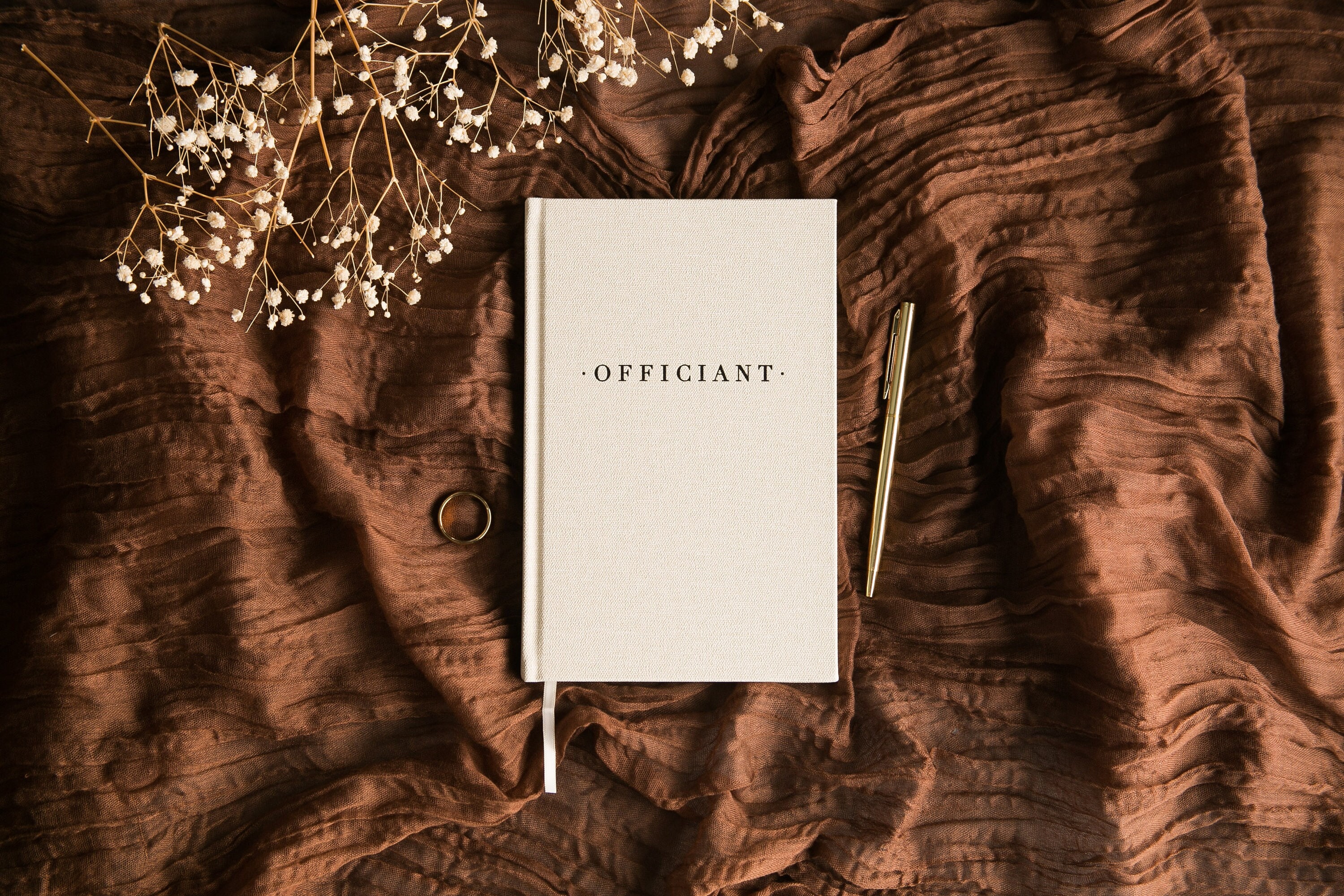 Embossed Cream Officiant Book (Ready to Ship) - Cream Color Linen Textured Hard Cover Wedding Day Officiant Book, Gift for Officiant