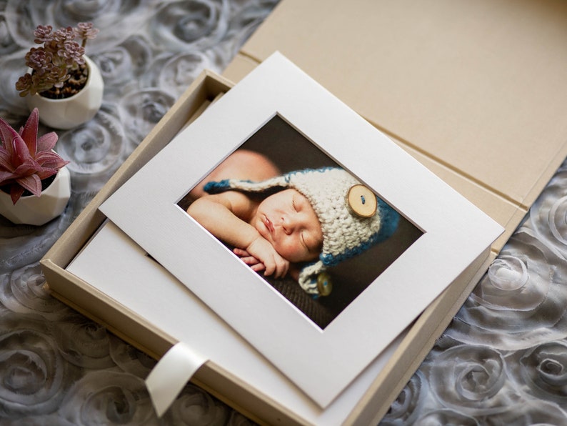 8x10 Embossed Linen Photo Box Optional Photo Mats For 5x7 Prints, Wedding or Family Photography Gift, Boudoir Session, Coffee Table Box image 5