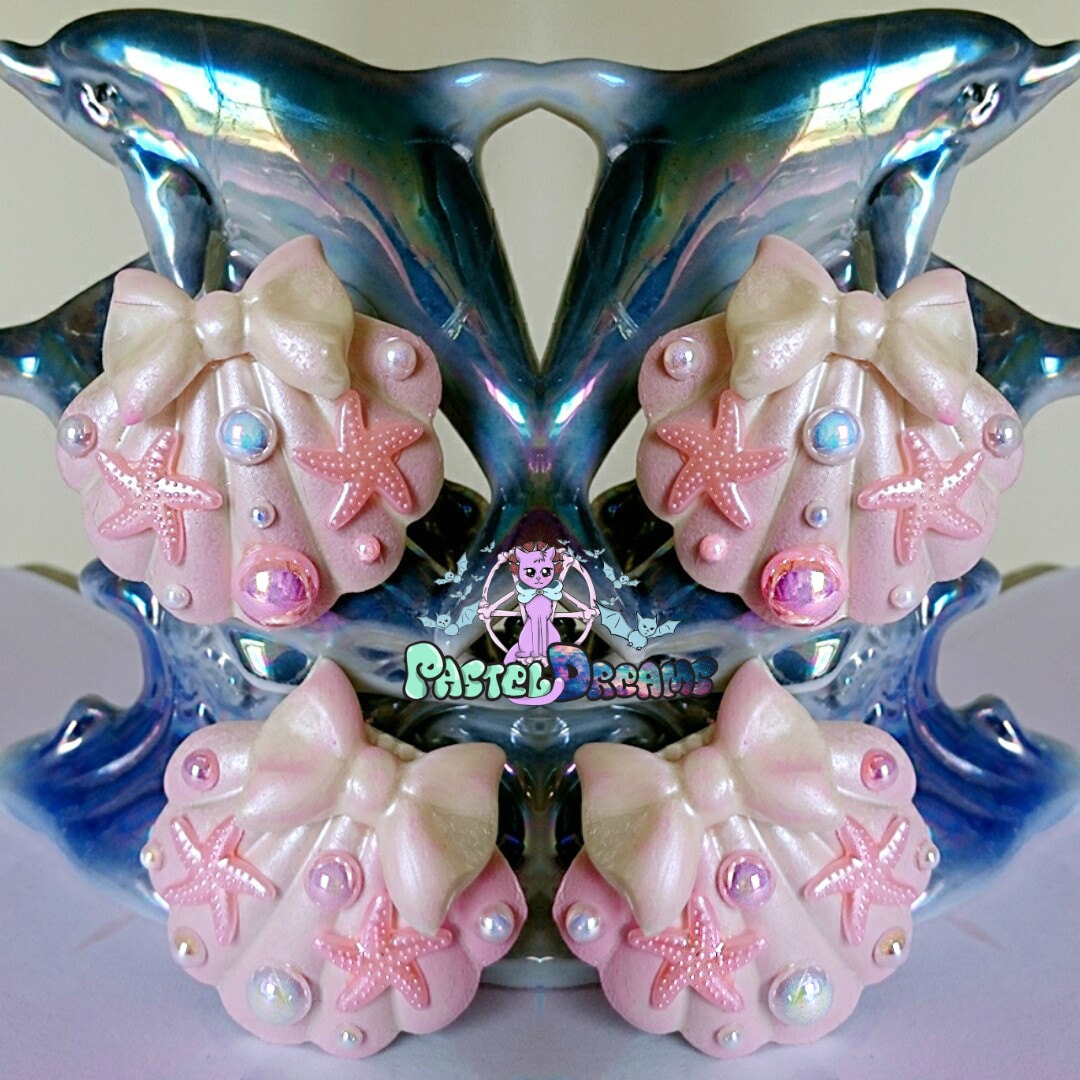 big mermaid Pair shell hair clips Pastel Goth Soft Grunge Etsy