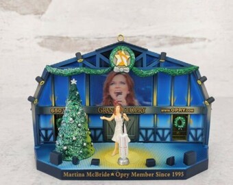 Carlton Heirloom Grand Ole Opry - Martina McBride Musical Ornament