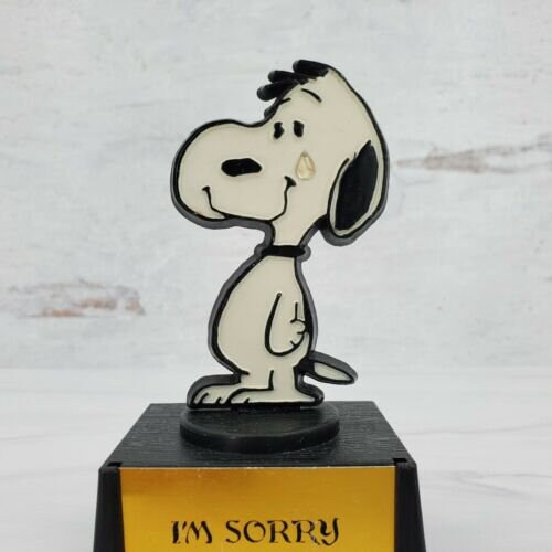 Vintage Aviva Peanuts Snoopy Trophy Figurine - I'm Sorry - Etsy 日本