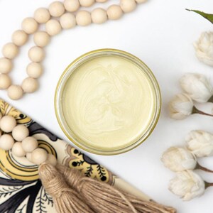 Wedding Belle | Moonshine Metallics | Dixie Belle Paint