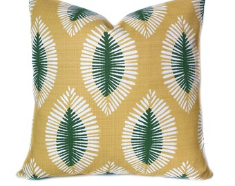 Outdoor yellow green white throw pillow cover with zipper