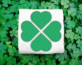 アイルランドのクローバー シャムロック - 聖パトリックの日 - 機械で