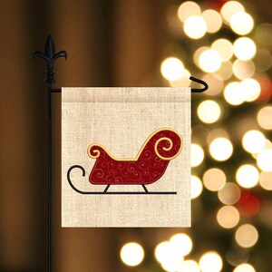 Santa&#39;s Sleigh Applique Embroidery Design