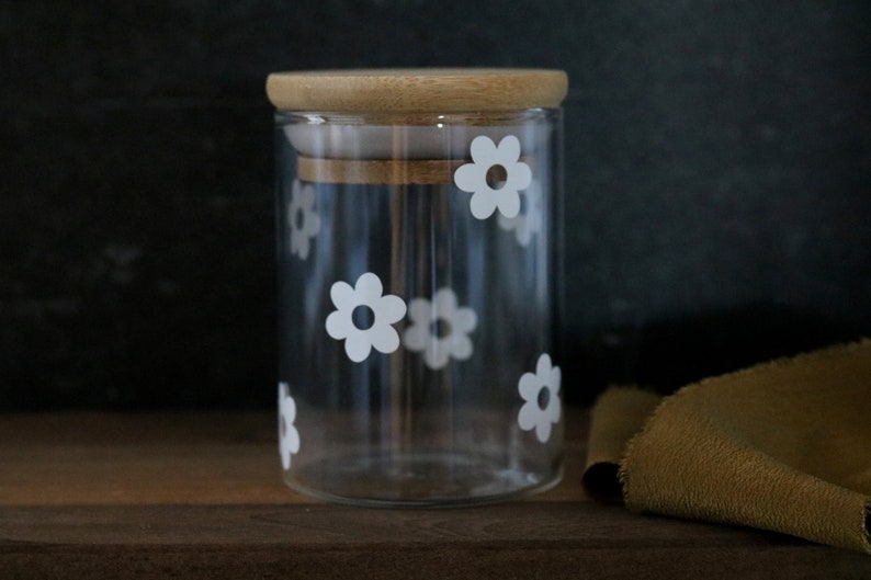 retro daisy flower stash jar | 2 sizes | stash jar container | groovy | 70's | stash box | cannabis jar | cbd | weed | marijuana | holder 