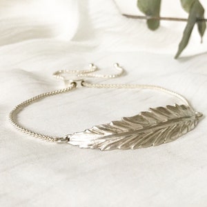 Silver feather bracelet - Boho bracelet - Boho bridal bracelet - Feather bracelet - Bridesmaid bracelet - Bridal bracelet