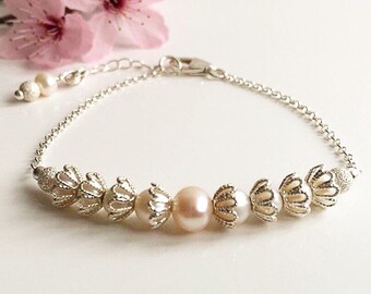 Pearl bridal bracelet, bridal bracelet, ivory pearl bracelet, freshwater pearl, bridesmaid bracelet, wedding jewellery, handmade bracelet