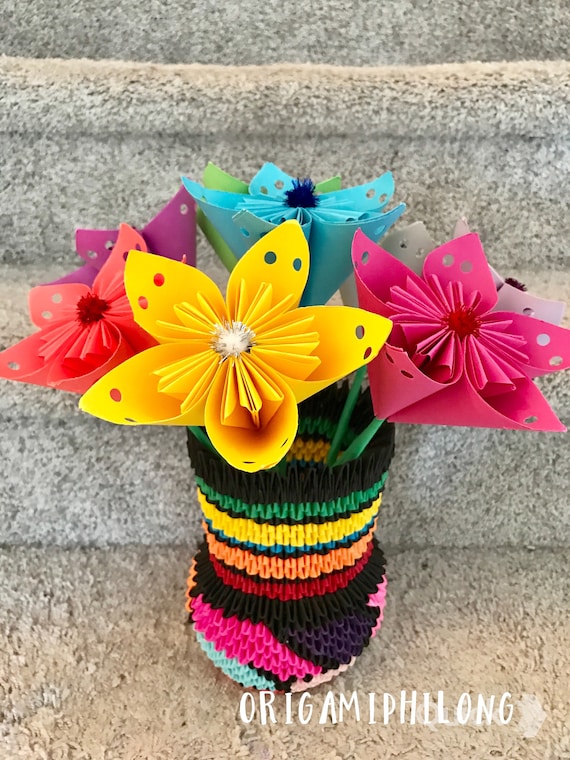 Vase and Flowers- 3D Origami-  Home Decoration - Handmade Gift- Unique Gift- Free Shipping