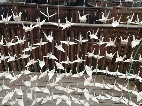 20 Strands/6 Cream Origami Cranes On Strings - Japanese Photo Backdrop-Wedding Backdrop- Senbazuru- Engagement Decor