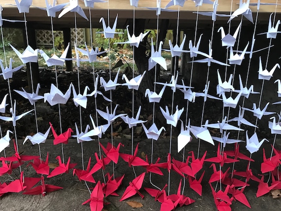 20 Strands/6 White Red Origami Cranes On Strings - Japanese Photo Backdrop-Wedding Backdrop- Senbazuru- Engagement Decor