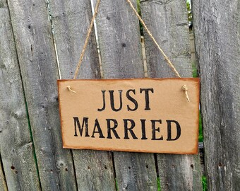 Just Married Sign Wedding Car Decoration Wedding Sign Tradition Just Hitched Rustic Wedding Photo Prop Sign Getaway Car