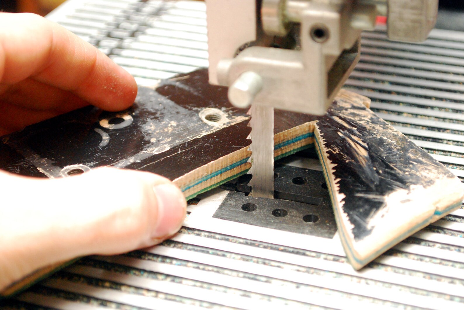 10 Pack Recycled Skate Keychains Wholesale Skateboard Key Etsy