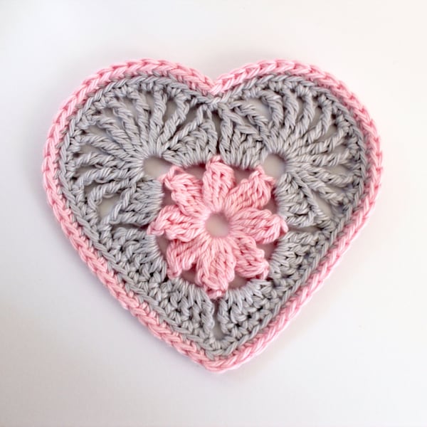 Crochet Pattern. Part 1 - Heart in Bloom Motif. Instant digital download.