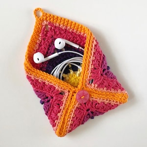 Crochet Pouch Tutorial. Instant digital download. Granny square patterns NOT included image 7