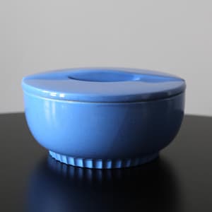 Hall China for Montgomery Ward Refrigerator Covered Bowl Art Deco Periwinkle Blue Pottery