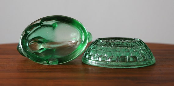 Vintage LE Smith Emerald Green Glass Covered Bunn… - image 6