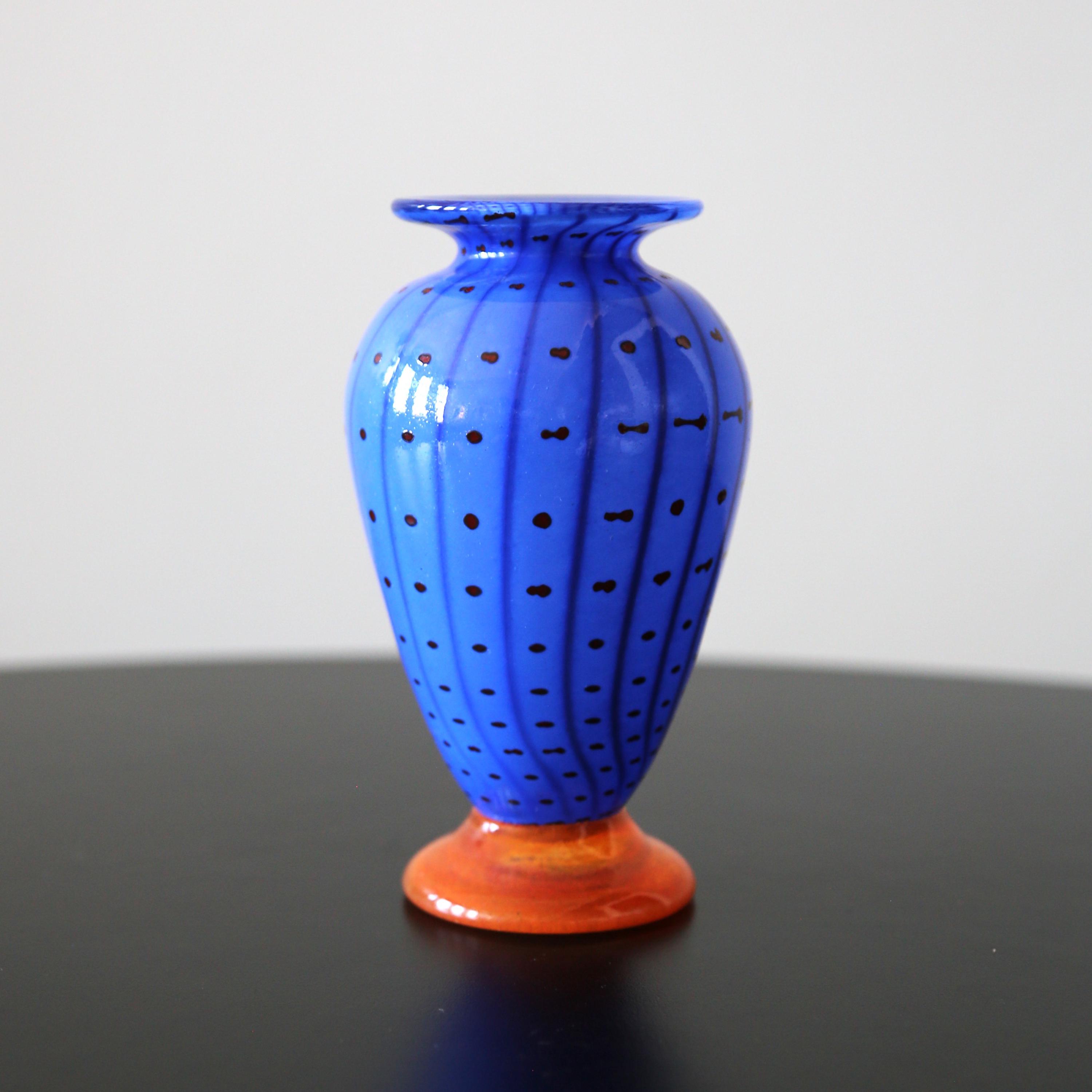 Transjö Hytta Small Glass Vase Handblown Swedish Art Glass Kosta