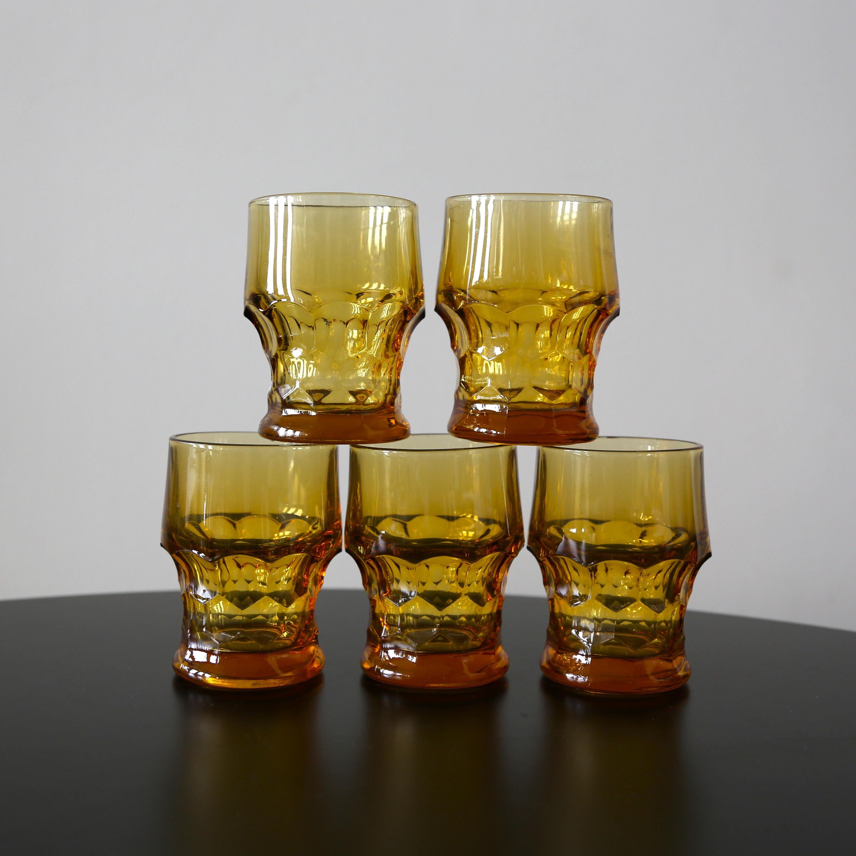 オパリン　グラス　ミッドセンチュリー インテリア　オパリン　貴重品　アンティーク Set of 5 Anchor Hocking Georgian Amber Whiskey Glasses, Mid