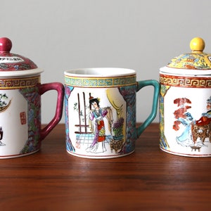 Vintage Antique Set 3 Chinese Mugs + Lids Famille Rose Handpainted Porcelain Asian Tea Cup