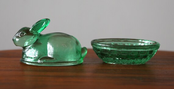 Vintage LE Smith Emerald Green Glass Covered Bunn… - image 5