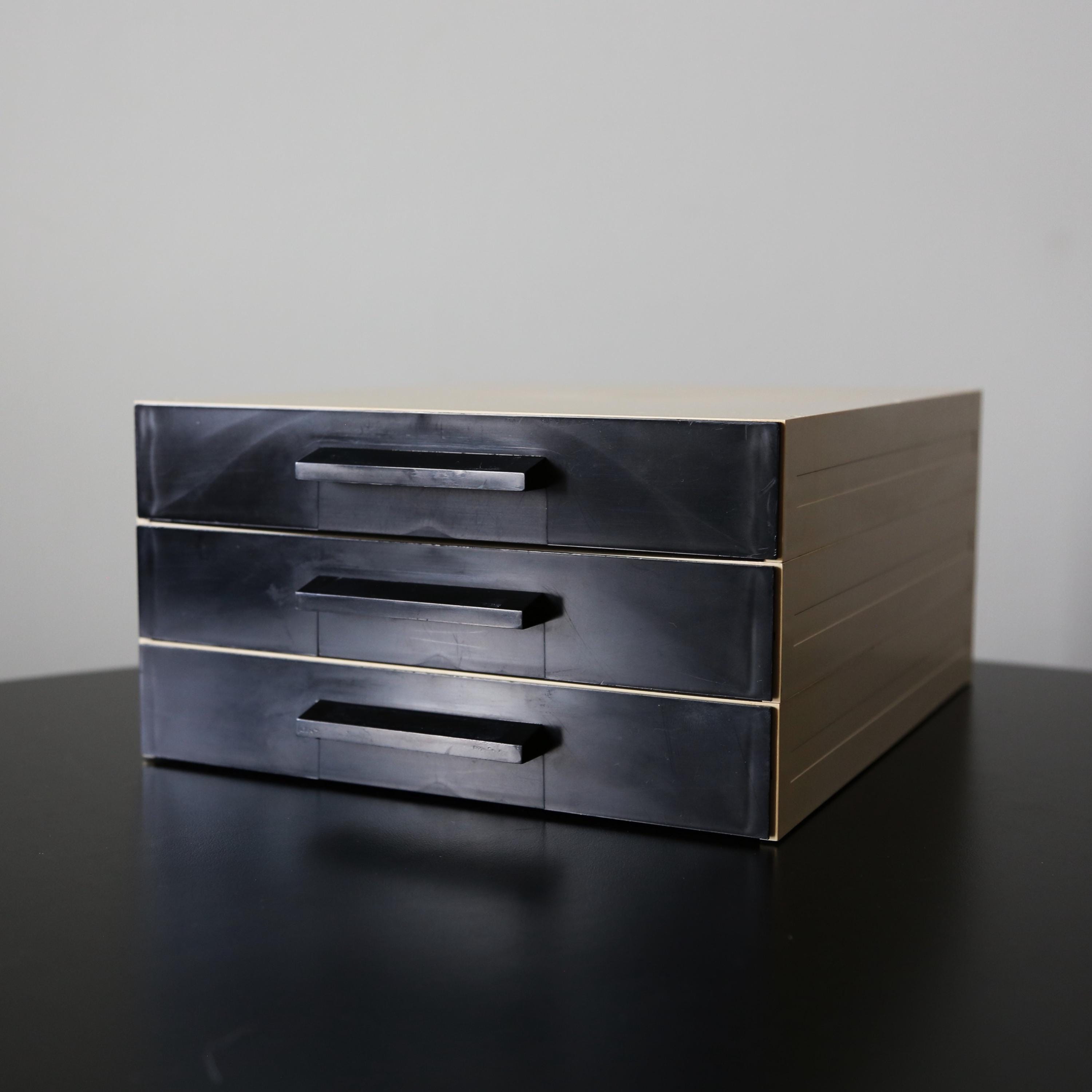 Kartell vintage - Etsy 日本