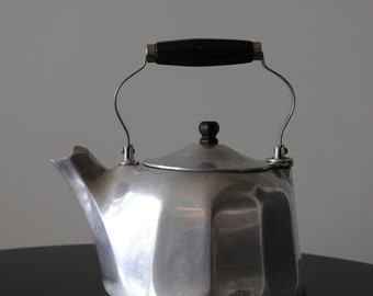 Vintage 5 Quart Aluminum Tea Kettle Large Art Deco / Industrial Design Wooden Handle