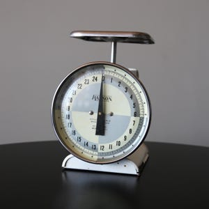 Vintage Hanson Kitchen Scale 25 lb. Capacity Mid Century Art Deco Kitchen