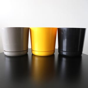 Vintage Apollo Plastics Planter: Mid-Century Modern Space Age Pot with Saucer