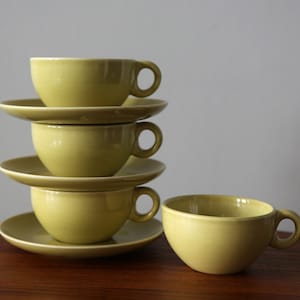 Russel Wright Iroquois Avocado Tea Cup Set: Mid Century Modern Kitchenware