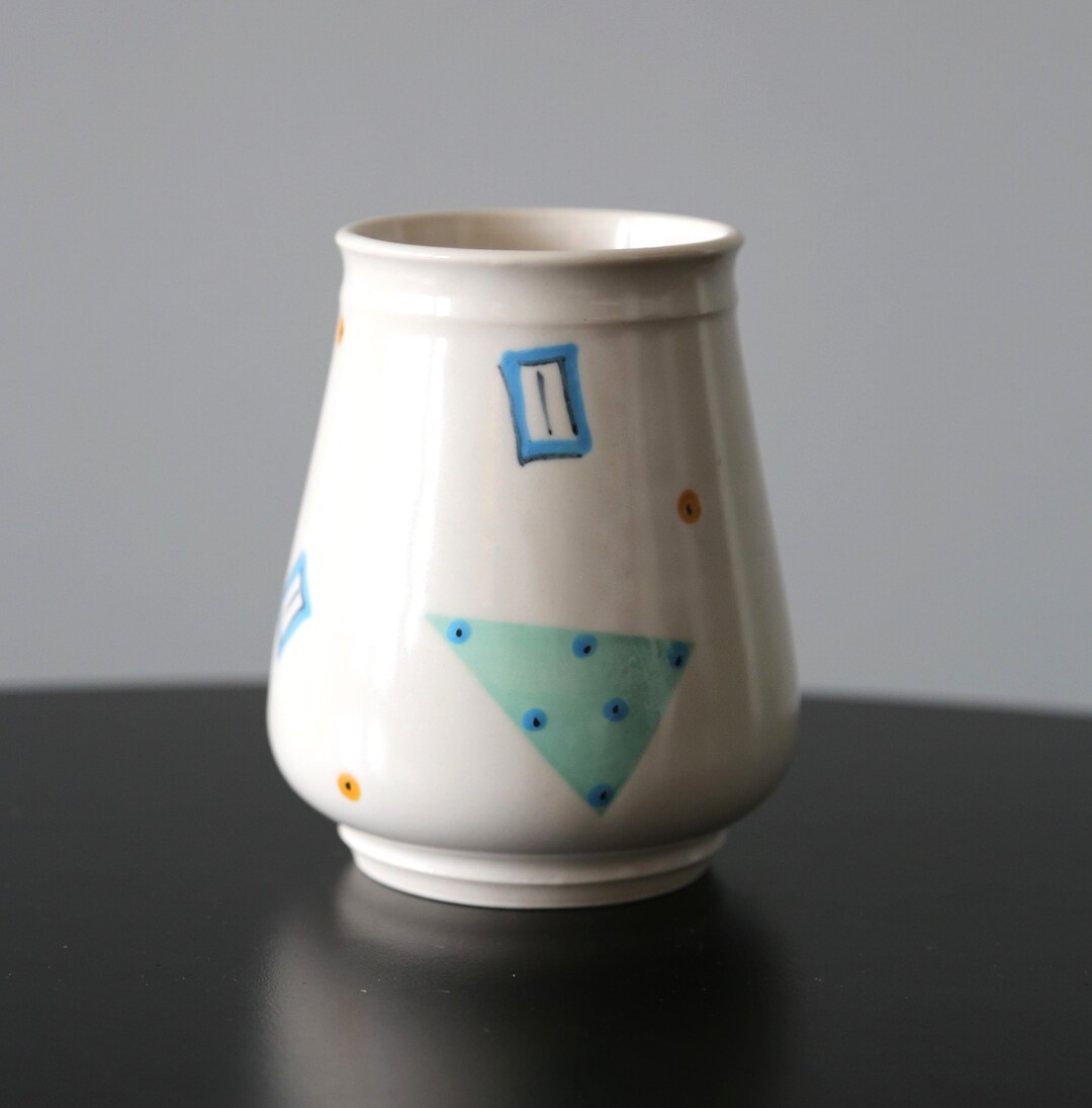 ポストモダン 80 年代 花瓶 / カップ ハンドメイド ケリー スウォープ