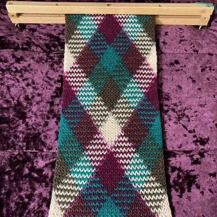Loom Knit Planned Pooling/magic Plaid Scarf PDF Step by Step Video