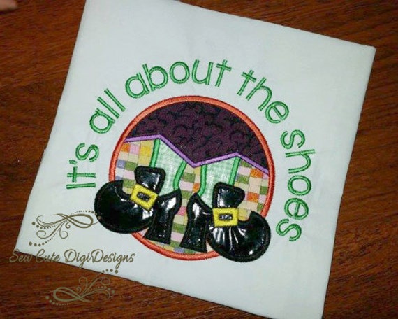 It's All About The Shoes Halloween Witch Circle Applique Design