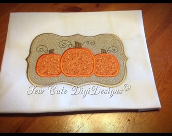 Primitive Fall Harvest Pumpkin Trio inside a Elegant Satin Stitch Border Applique Design - Instant Download