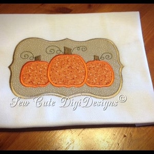Primitive Fall Pumpkin Applique Design within a Elegant Border - Package of Four - Instant Download