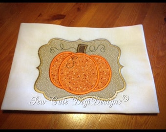 Primitive Fall Harvest Pumpkin inside a Elegant Satin Stitch Border Applique Design - Instant Download