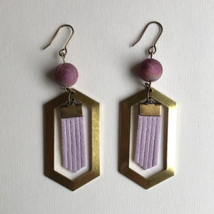 Hex Earrings with Lilac Vegan Suede Fringe & Amethyst Druzy zdjęcie 2