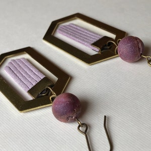 Hex Earrings with Lilac Vegan Suede Fringe & Amethyst Druzy zdjęcie 7