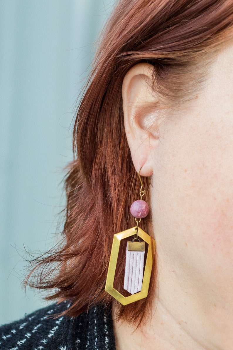 Hex Earrings with Lilac Vegan Suede Fringe & Amethyst Druzy zdjęcie 1