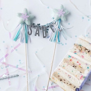 ICE QUEEN // Cake Topper Stern aus Nadelfilz // personalisiere den Cake Topper mit dem Alter oder dem Namen deines Babys!