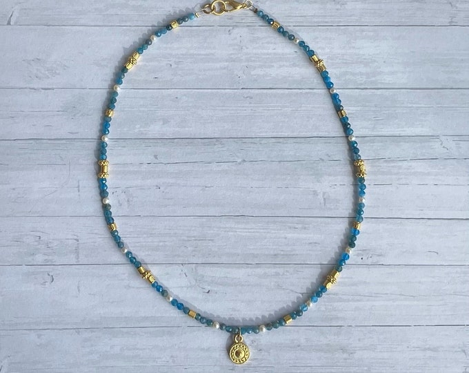 Featured listing image: Necklace with apatite and freshwater pearl beads, combined witt matte gold plated details