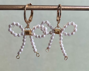 Gold plated earrings with bows