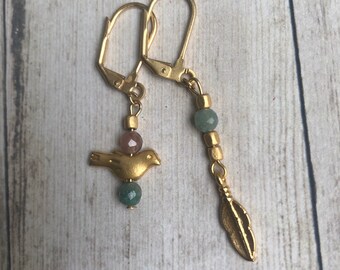 Matte gold plated earrings with beads of agate