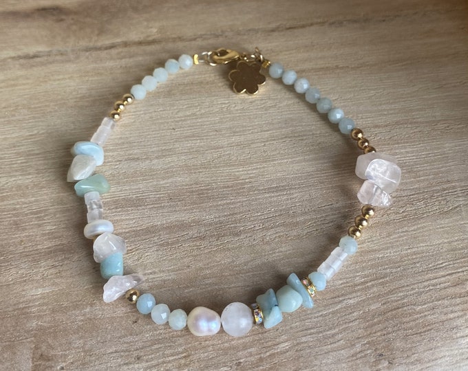 Bracelet with rose quartz, amazonite and pearls 
