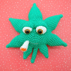 PDF PATTERN : Mister Weedlif, a weed leaf amigurumi - marijuana crochet pattern image 3