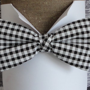 Bow Tie, Bow Ties For Men, Black and White Gingham Bow TIe, pre tied or self tie bow tie
