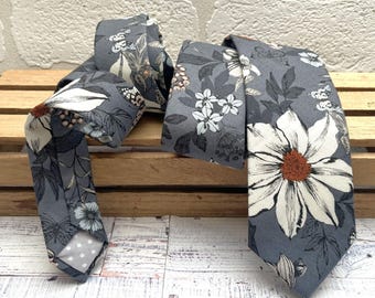 Floral Print on a Grey Background Wedding Tie, Summer Suit Accessory
