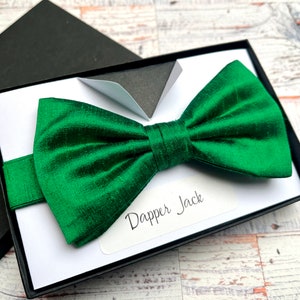 Emerald Green Silk Dupion Pre Tied or Self Tie Bow Tie Perfect For Weddings or Special Occasions, Bow Ties For Men, Bow Ties For Women image 4